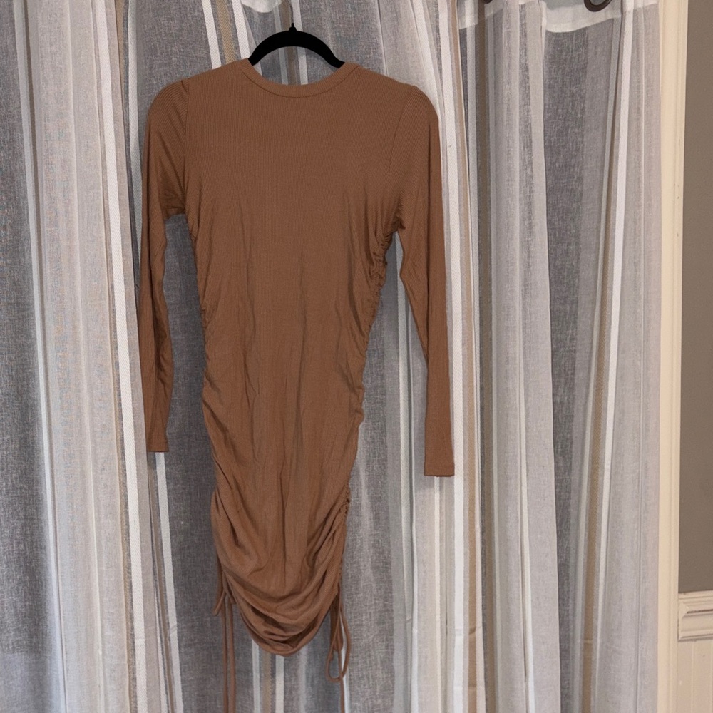 Elegant Brown Long Sleeve Dress